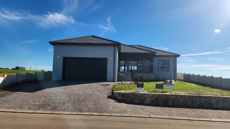 3 Bedroom Property for Sale in Stilbaai Wes Western Cape